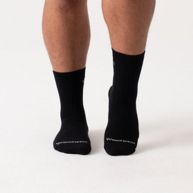 Black Men's Solid Cushioned Micro Crew Socks