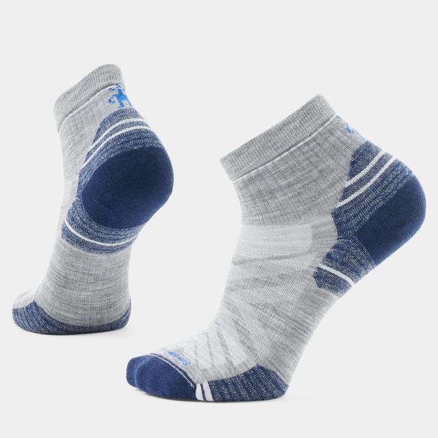 Load image into Gallery viewer, Lavender Hike Ankle Socks

